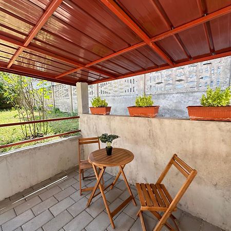 Boho Apartment Ниш Экстерьер фото