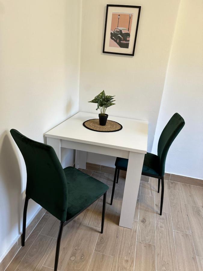 Boho Apartment Ниш Экстерьер фото
