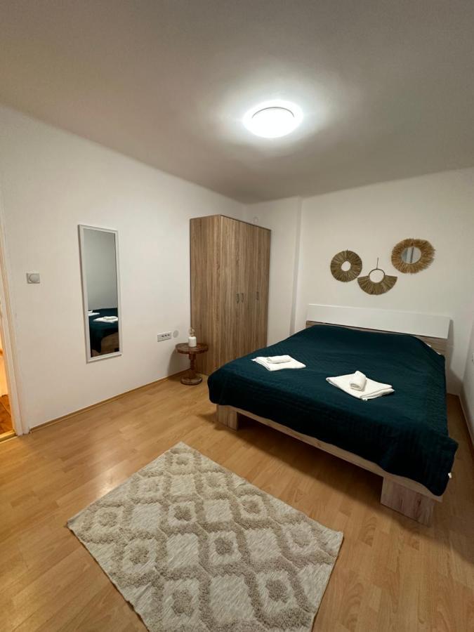 Boho Apartment Ниш Экстерьер фото