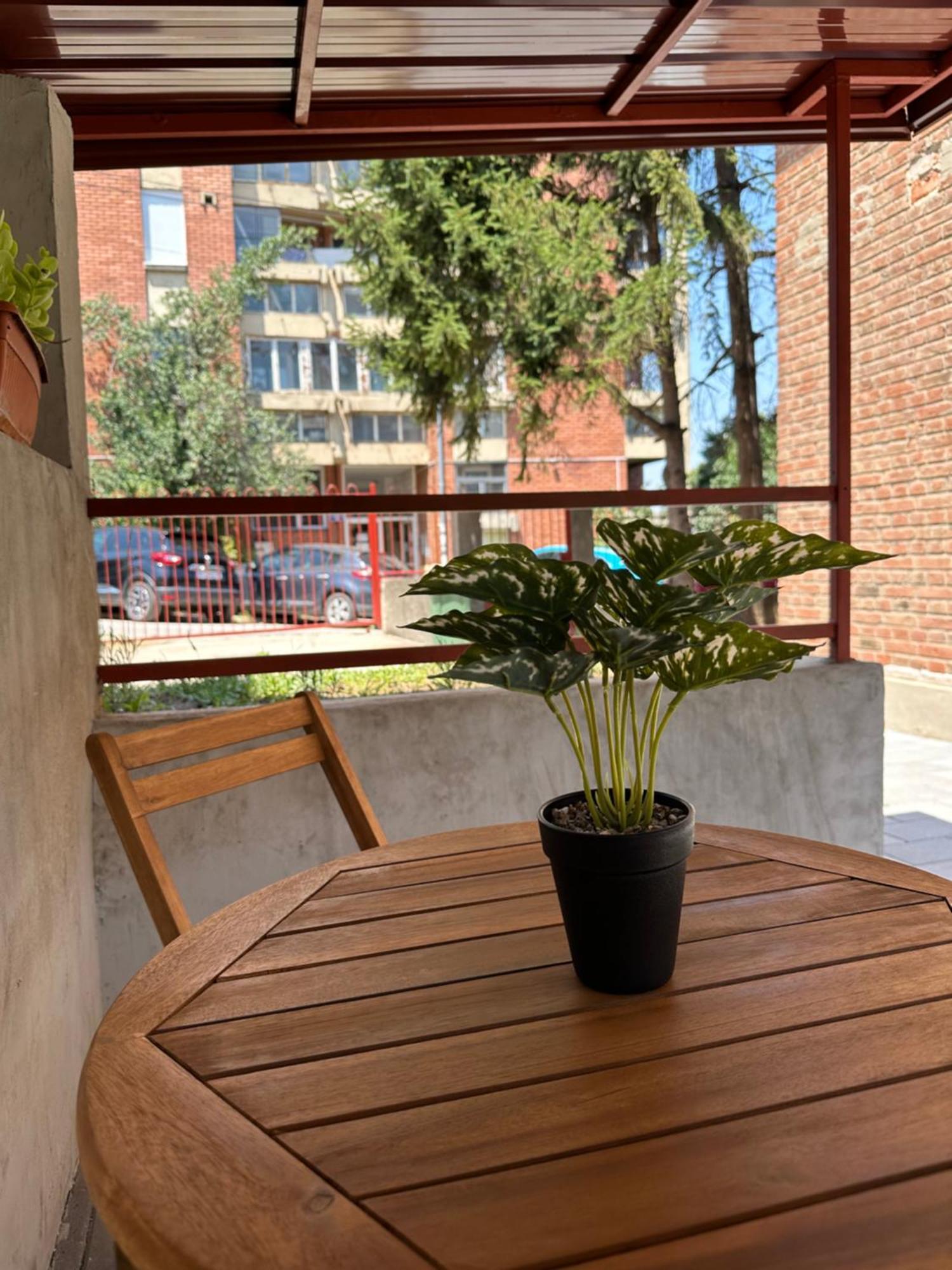 Boho Apartment Ниш Экстерьер фото