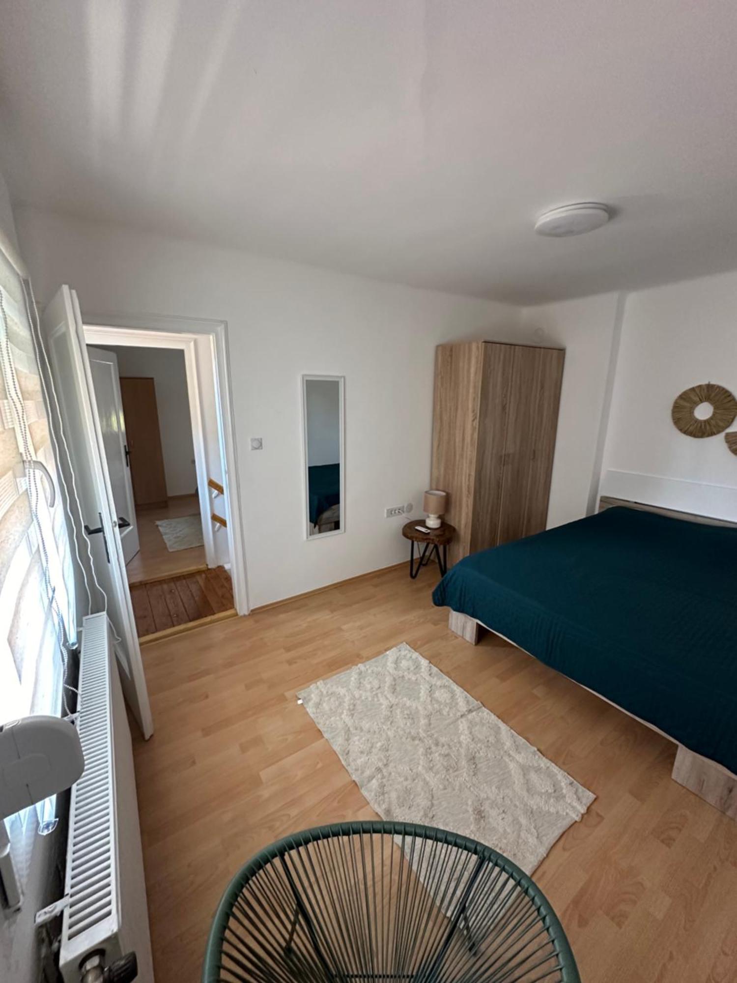 Boho Apartment Ниш Экстерьер фото